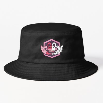 Uta One Piece Bucket Hat